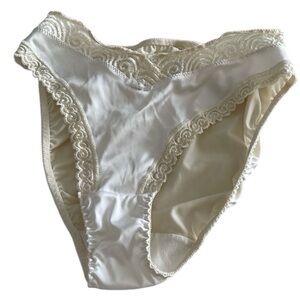 Vintage BARBARA Paris White Satin Cream Embroidery Panty made in France